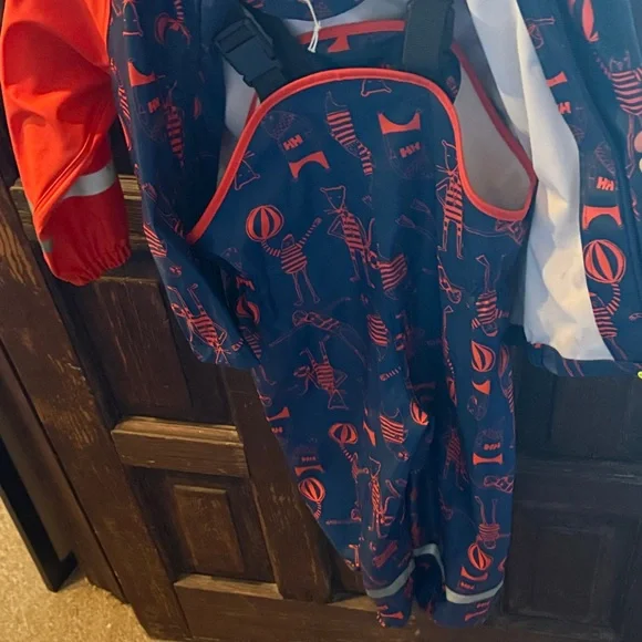 Helly Hansen Children's Red and Blue Rain Gear - Picture 3 of 6